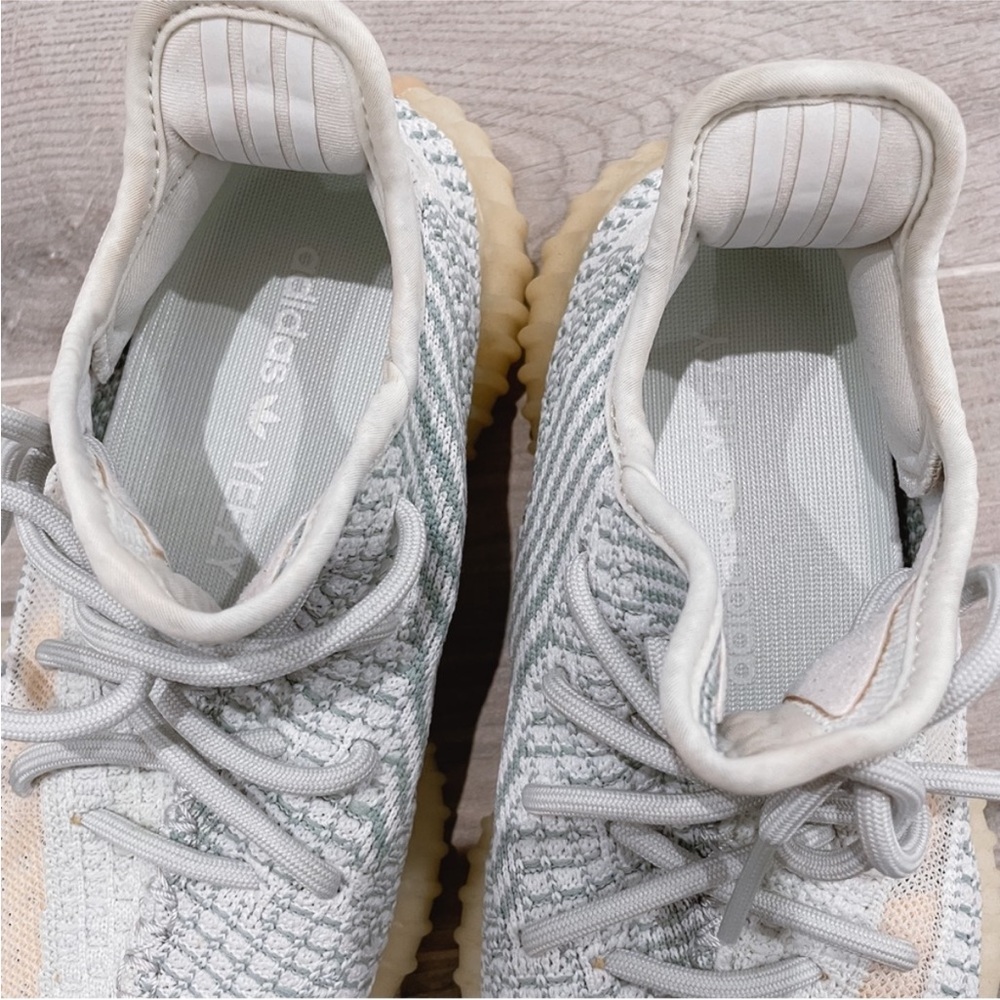 ❌SOLD❌Yeezy Boost 350 V2 Cloud White Non-Reflective - Picture 4 of 8